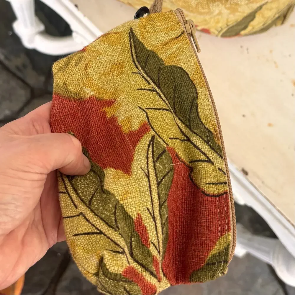 Susan Todd Bark Cloth Tote Bag from Vintage Floral Upholstery Fabric Sustainable - Picture 4 of 11